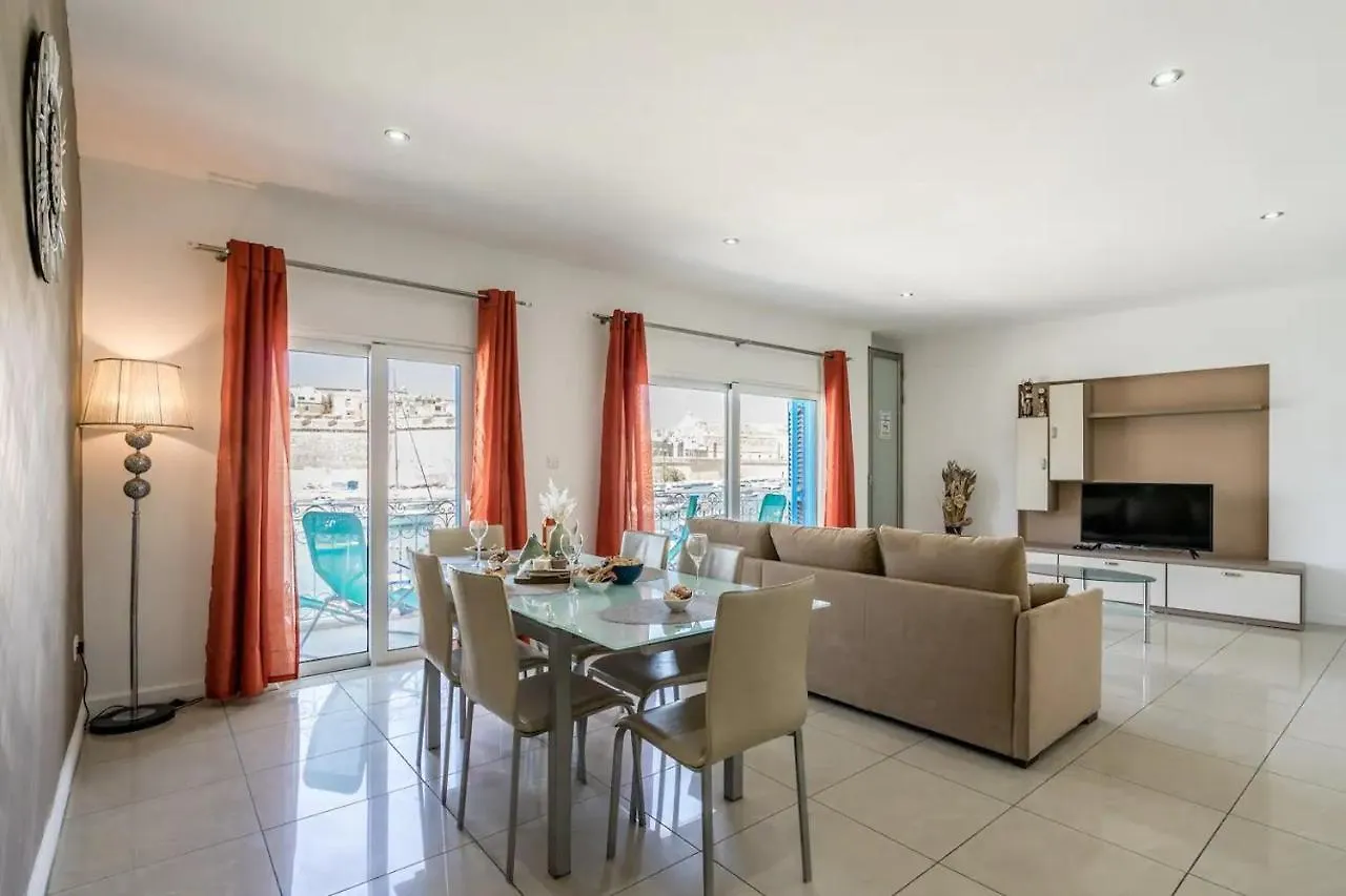 Modern Apt Kalkara Seafront! Malta